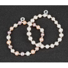 Apyrankė pasidabruota su natūraliais spalvotais perlais